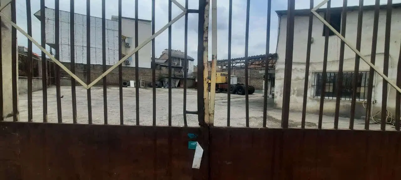 اجاره مغازه متراژ۷۵۰ متر سه نبش در نبش کمربندی