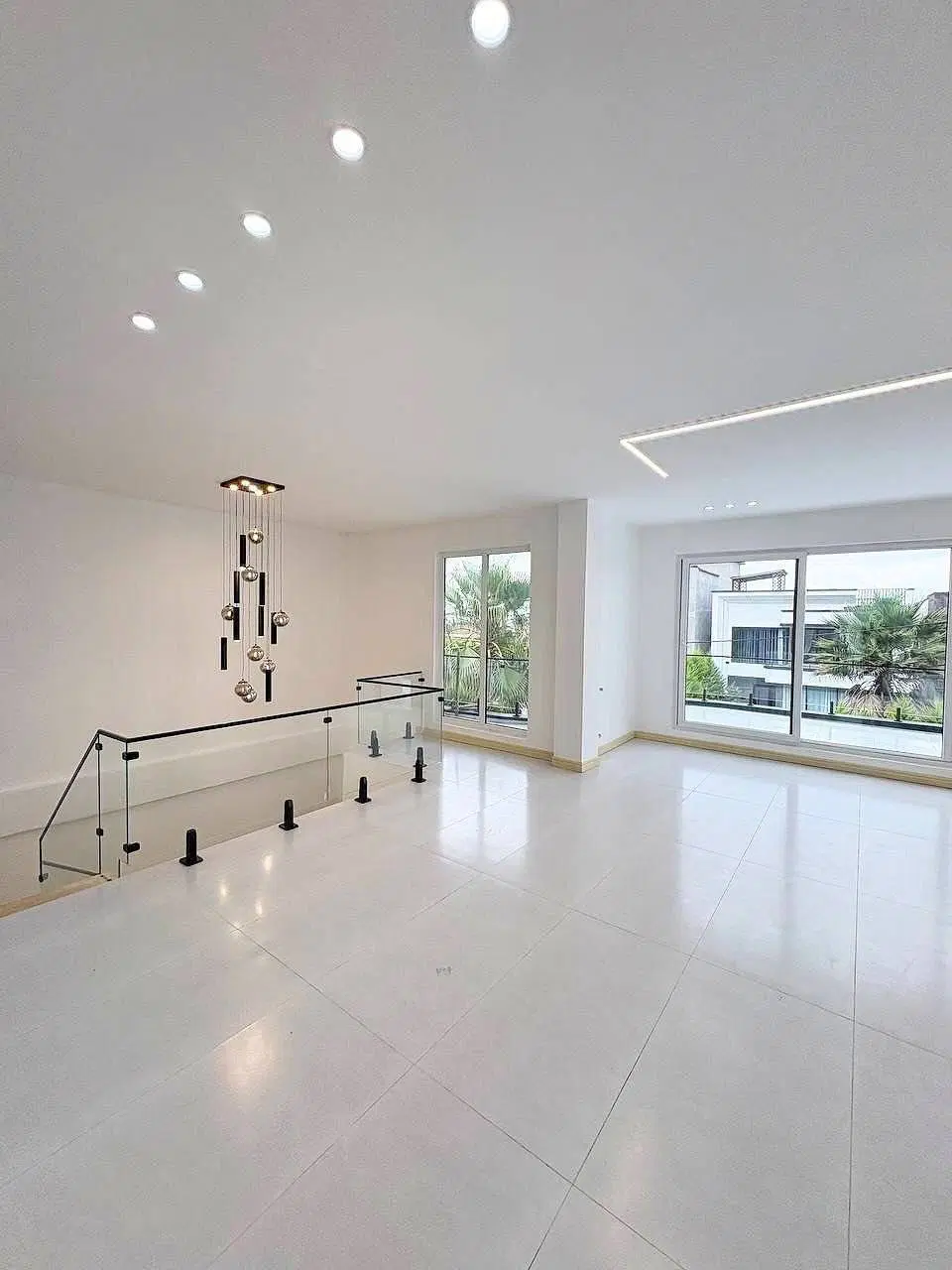 ویلا نما مدرن با ویو جنگل_سنددار_شمال