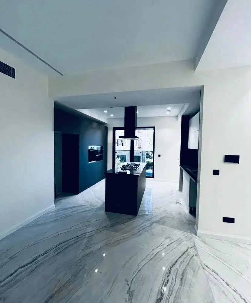 پیش فروش ۱۵۰ متری مناسب برای سکونت و سرمایه‌گذاری