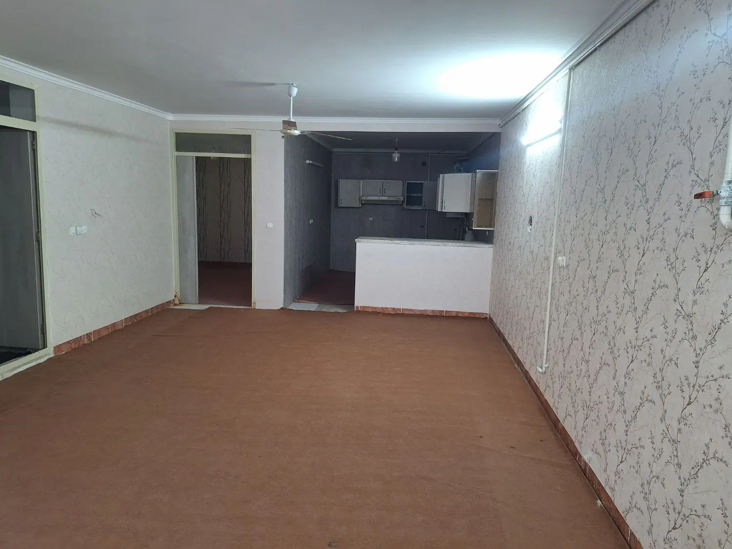 نیم طبقه ۱۰۰متری
