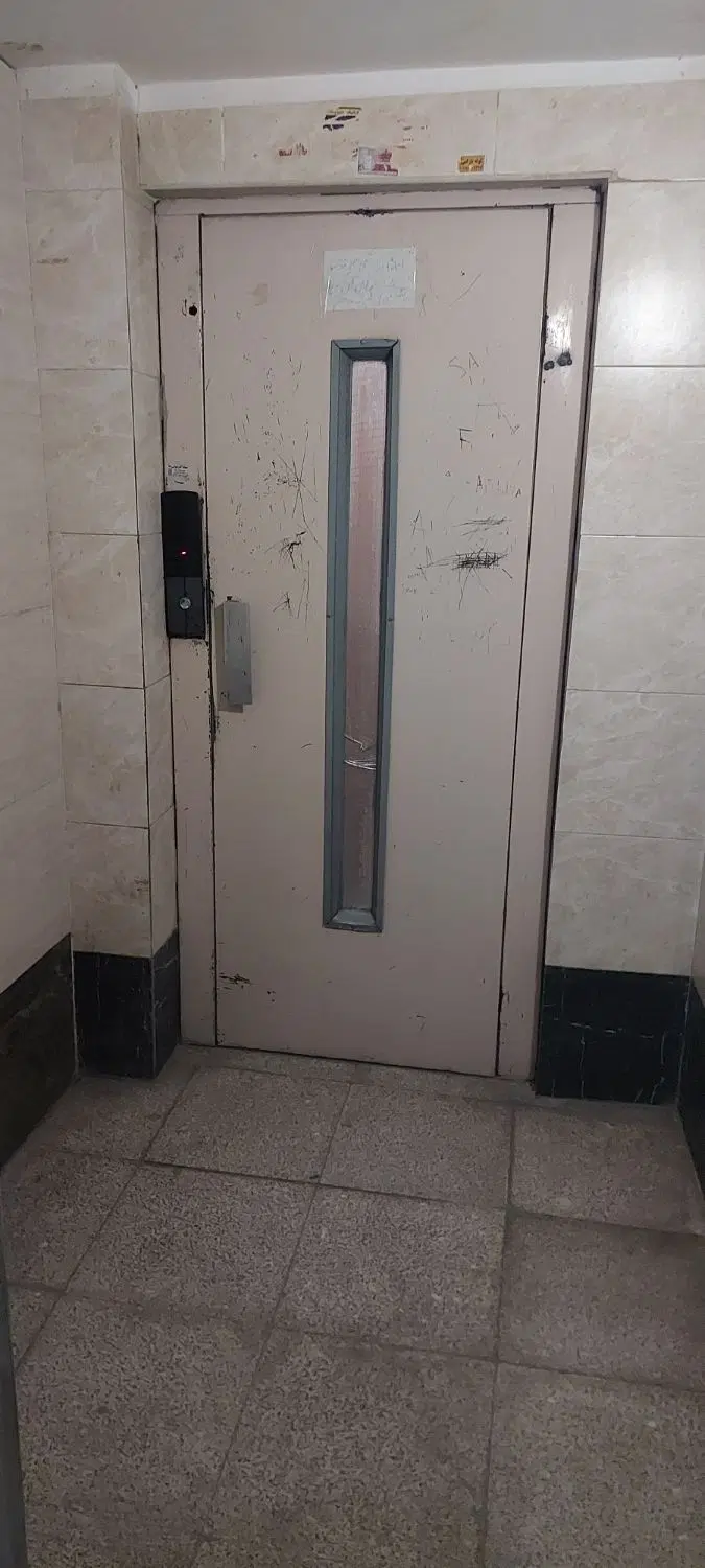 واحد۵۰متر سندتک برگ نما سنگ حیاط مشاع پارکینگ مشاع