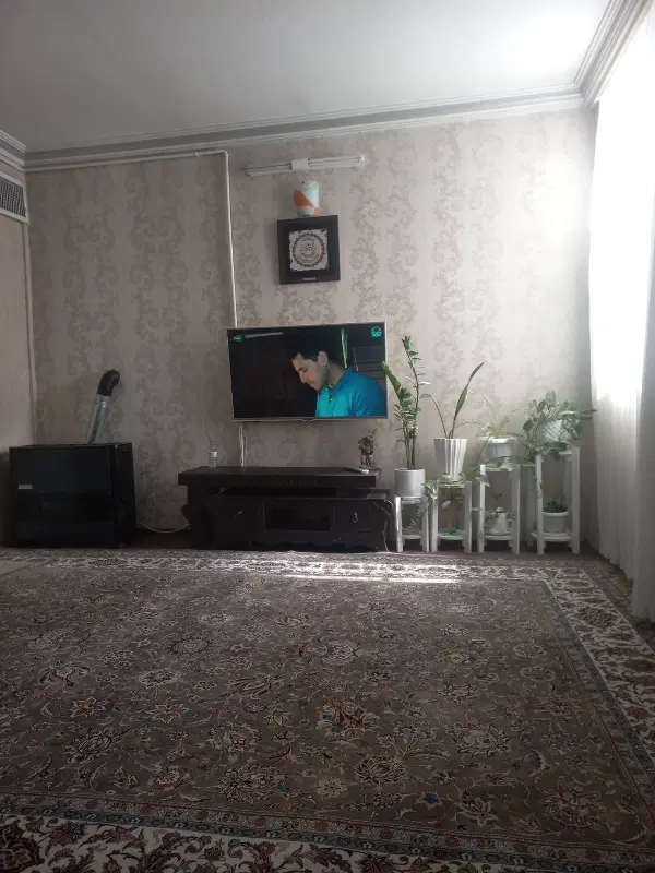 فروش خانه سه‌طبقه‌ونیم با حیاط و حیاط‌خلوت