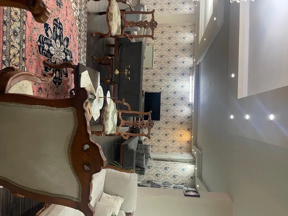 اجاره  اپارتمان ۲۲۰‌متری شهرک ازادی مولوی