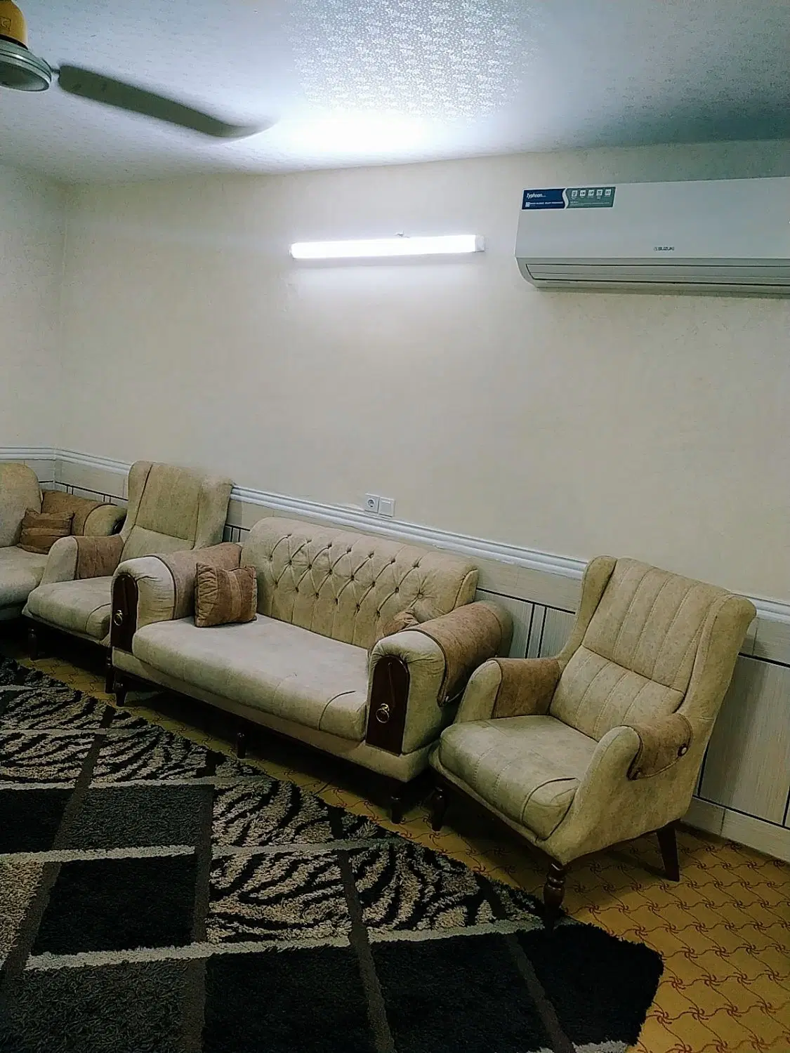 فروش منزل ویلایی به مساحت ۱۶۰متر