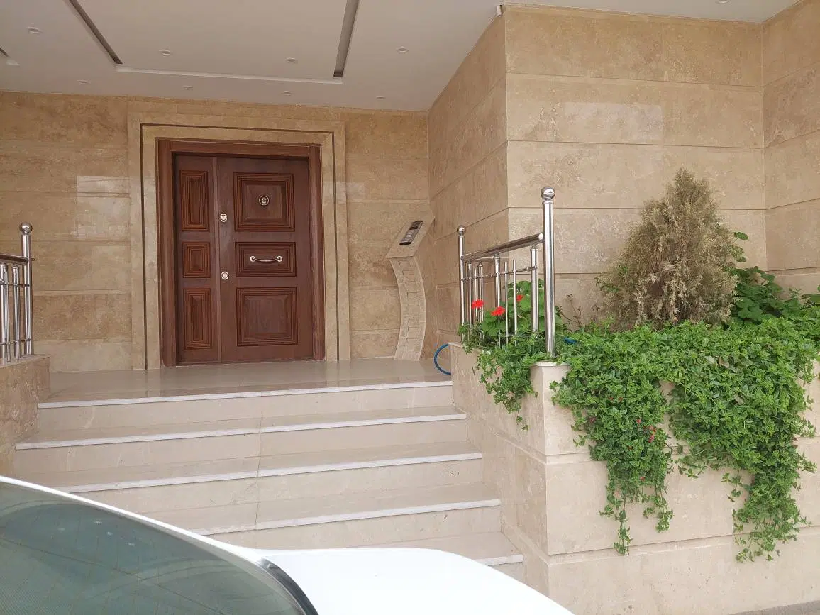 آپارتمان ۱۶۶ متری سه خواب