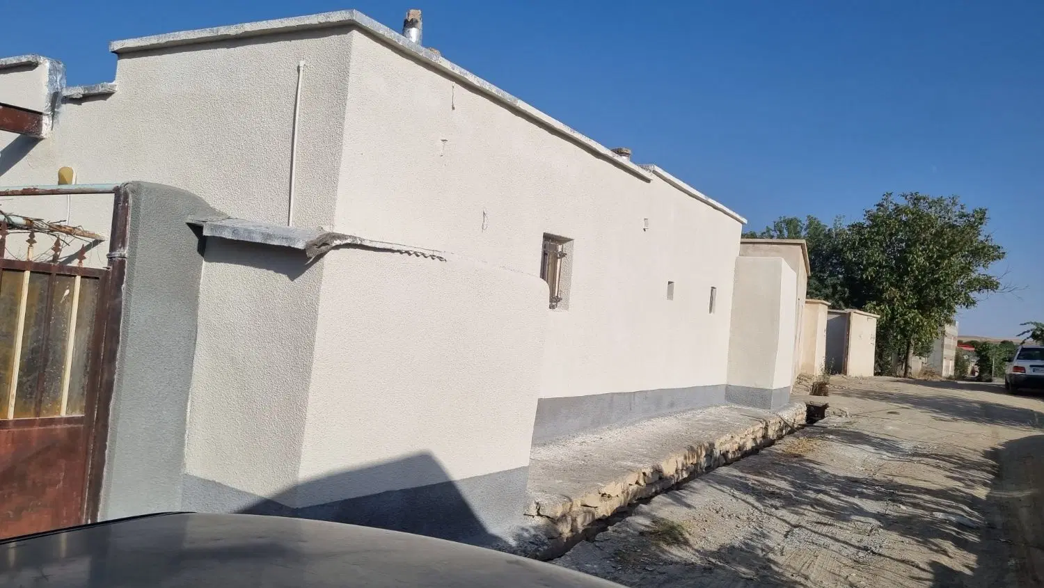 باغ در حاجی آباد همدان ۱۵ کیلومتر