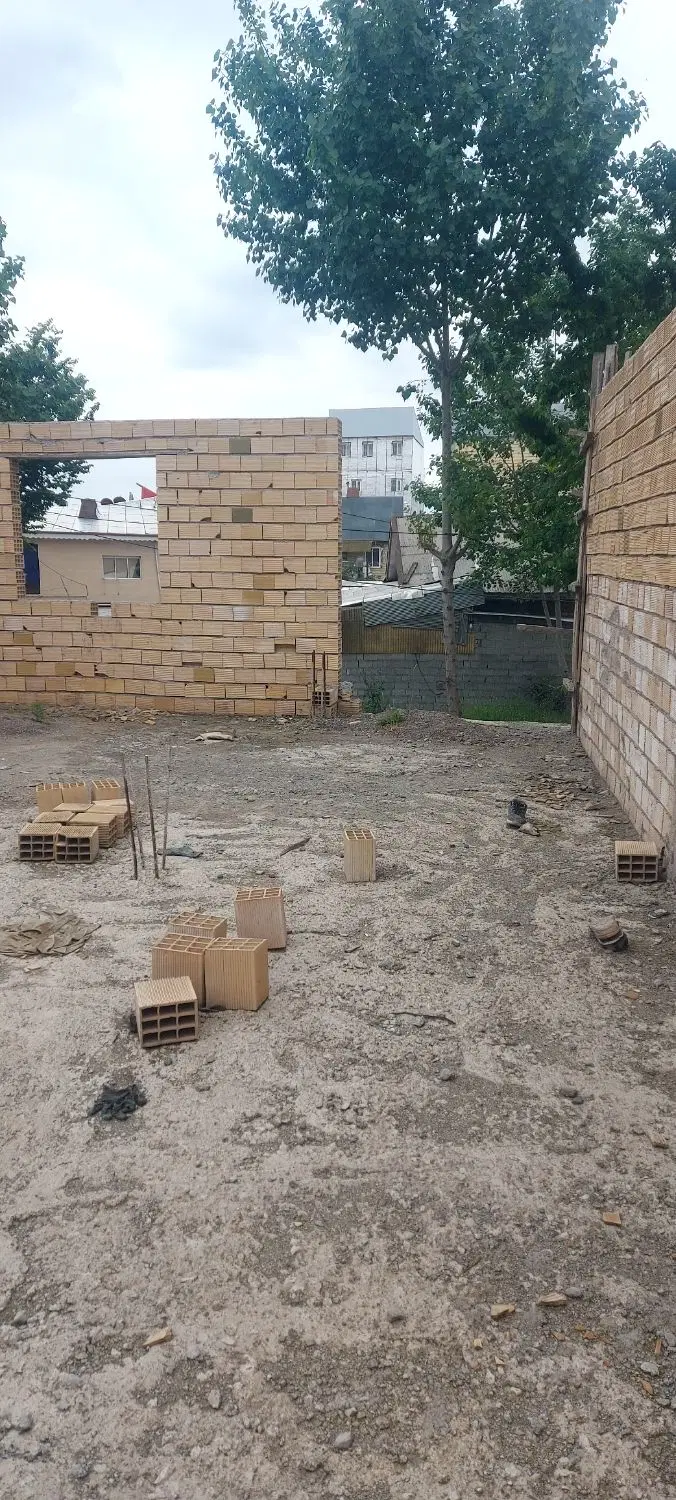 یه واحدنیمه کاره ۶۰متر