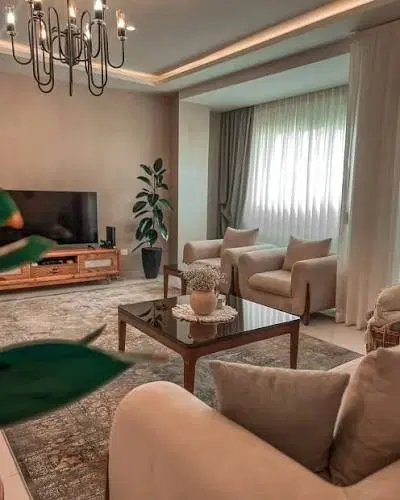 همخونه خانم