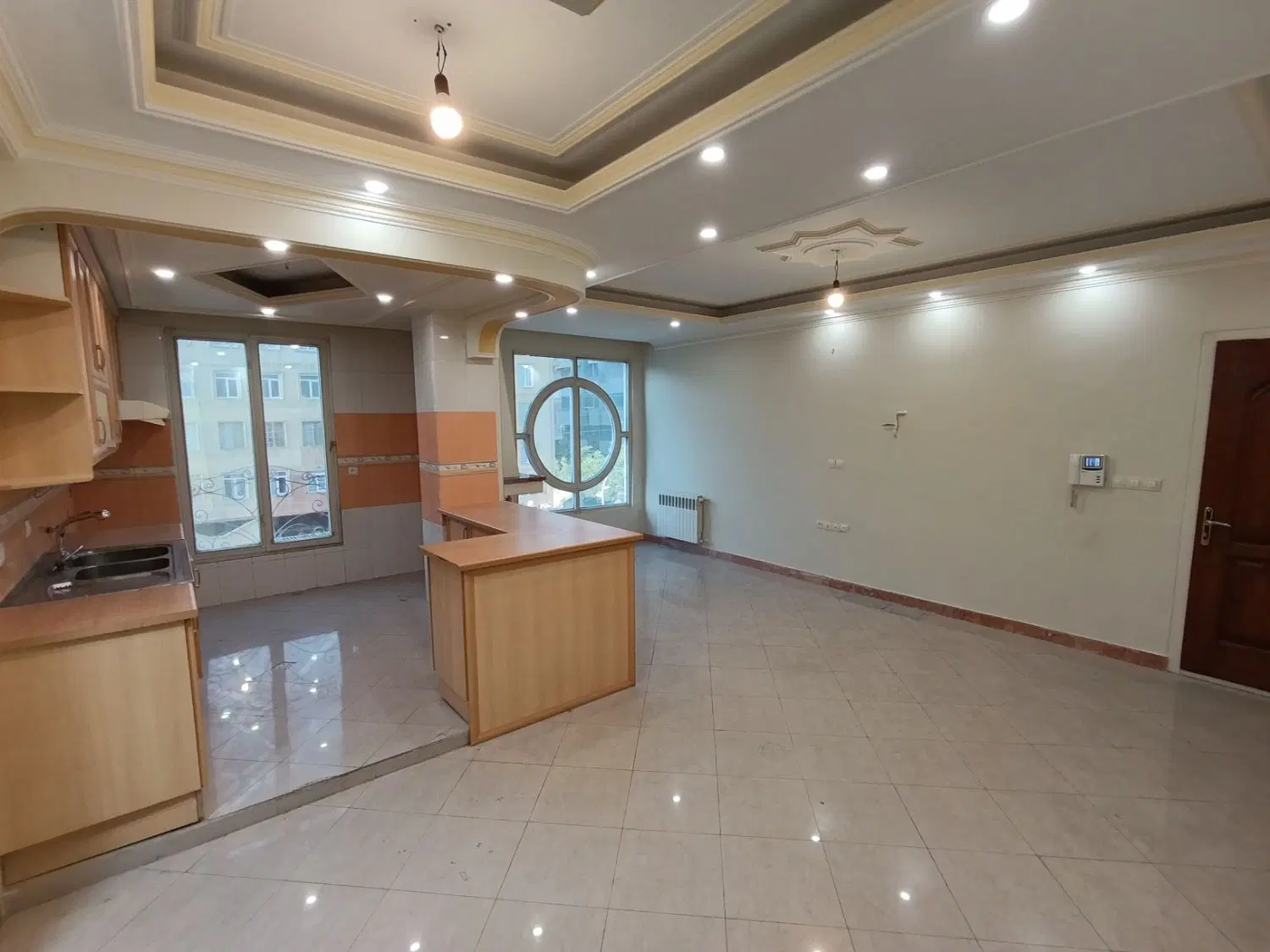 رهن کامل آپارتمان ۷۰ متری دوخوابه در شهران شمالی
