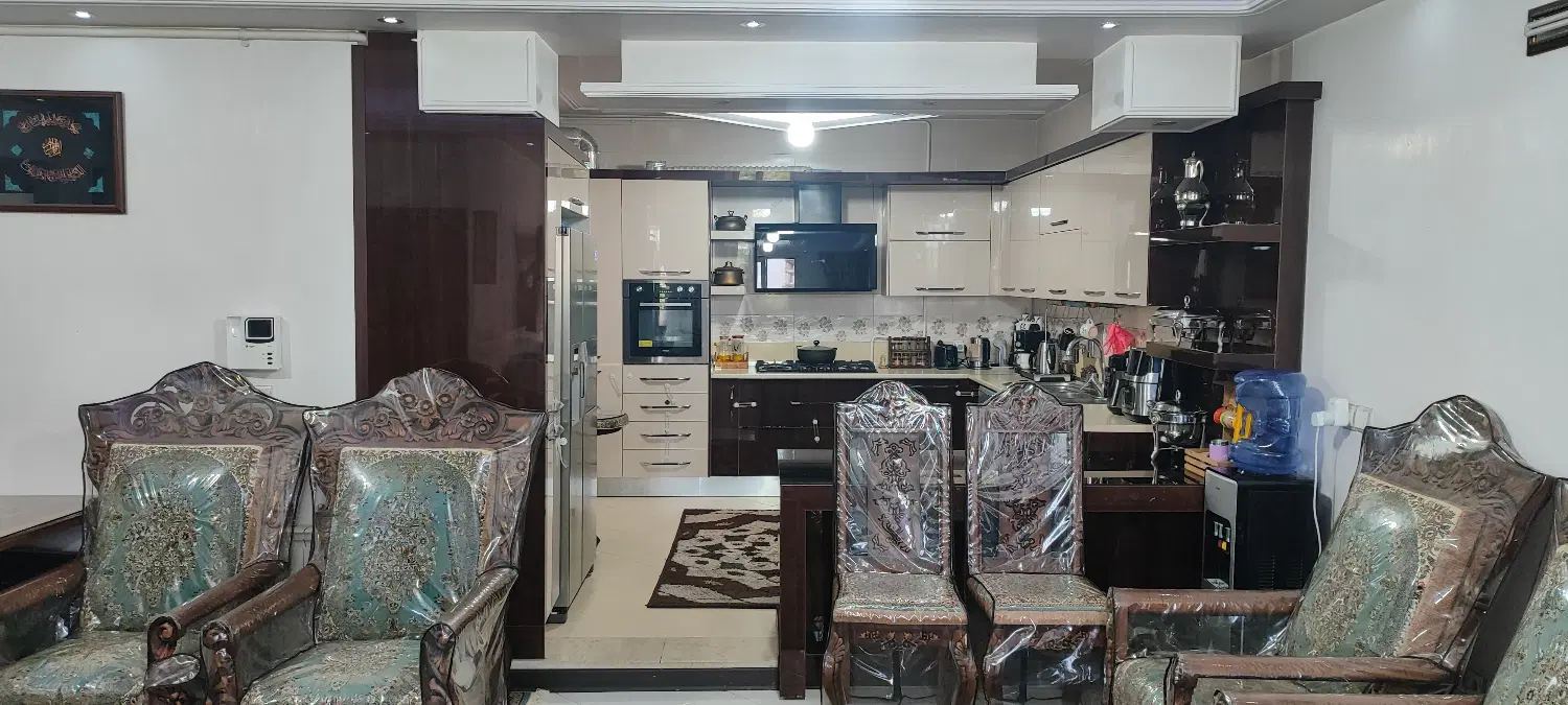 بلوار جمهوری .خیابان خوارزمی۱۶.انتهای کوچه سمت چپ