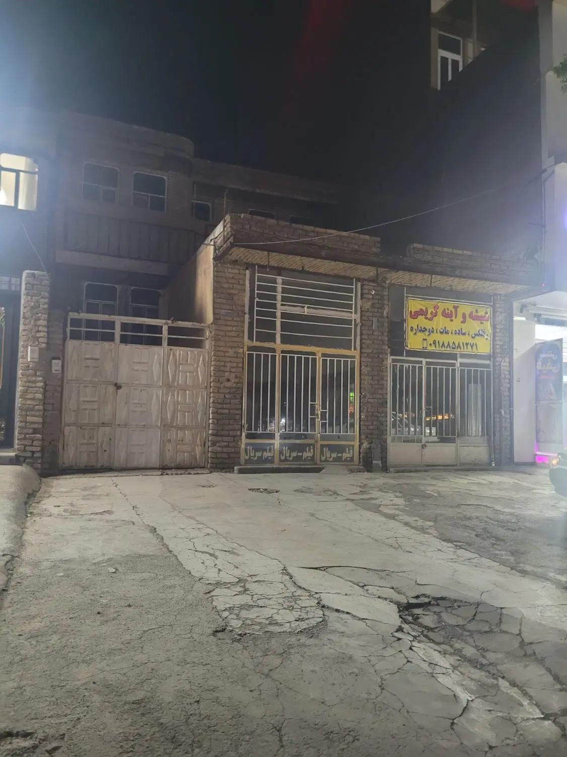 فروش خانه ویلایی تجاری سر خیابان اصلی دوبر