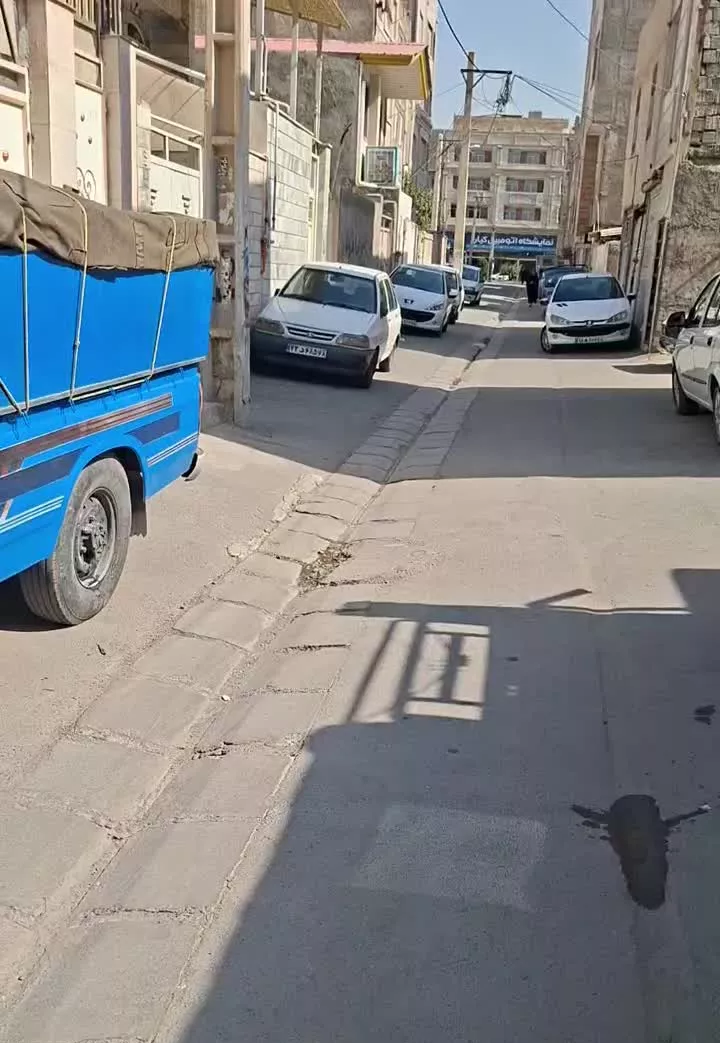 ۴۰ متری فروش فوری طبقه اول قیمت کاسبی