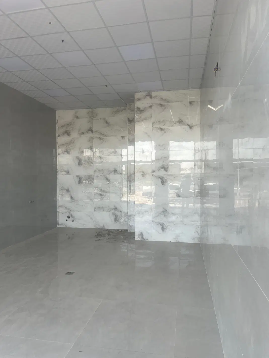 رهن و اجاره مغازه ۴۲ متری