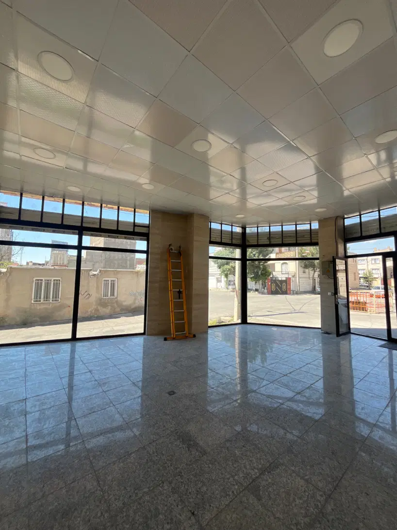 اجاره مغازه ۶۰ متر