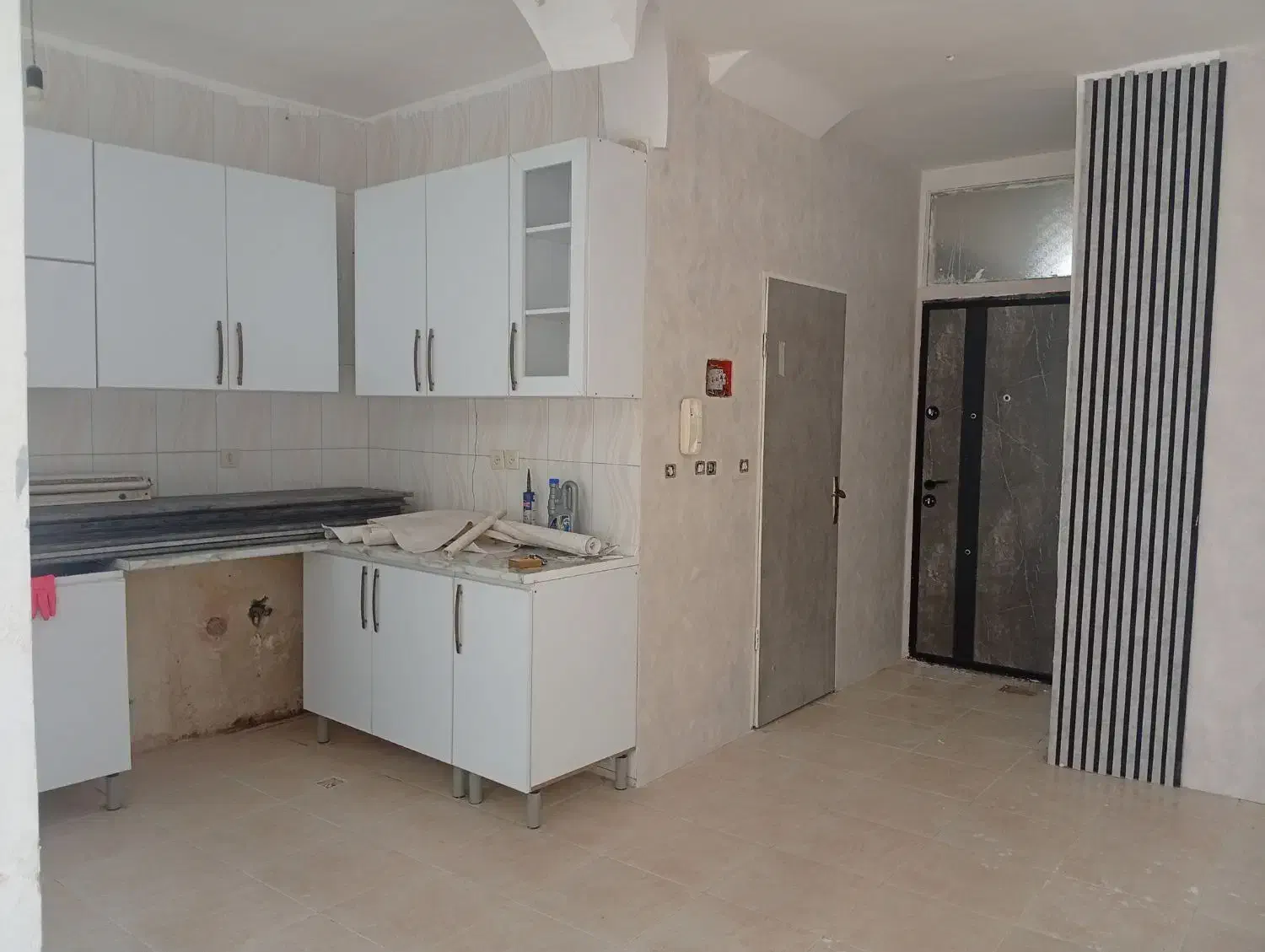 اجاره منزل یک خواب حیاط دار