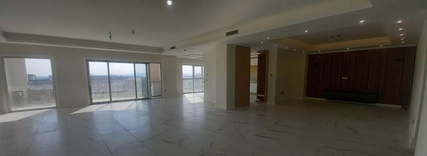 ۱۱۰ متر _ ۲ پارکینگ سندی _ شاخه