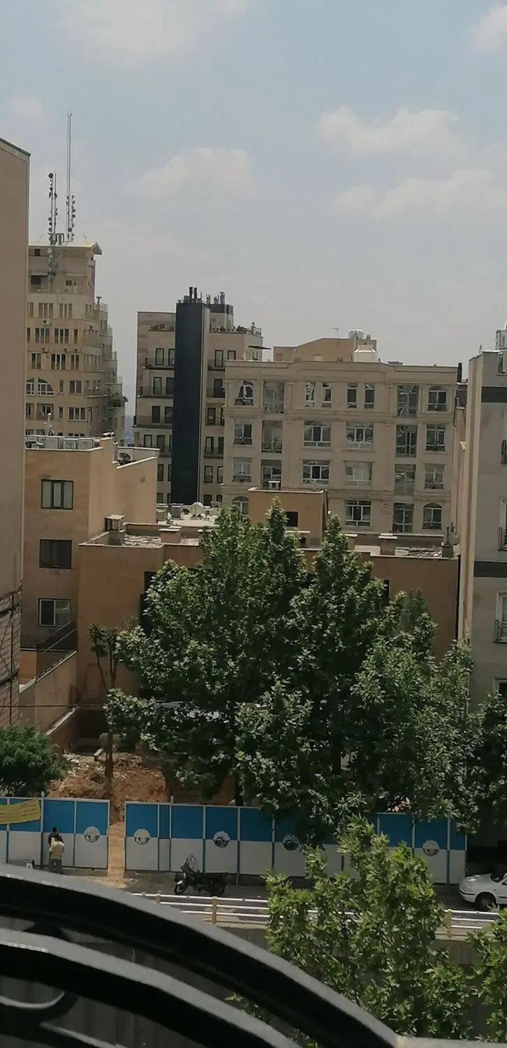 آپارتمان 170 متری سه خوابه شیک