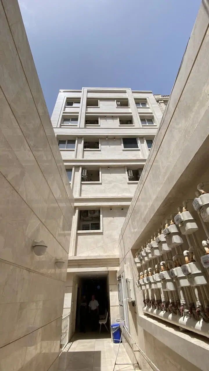آپارتمان اداری ۱۴۰ متر عارف