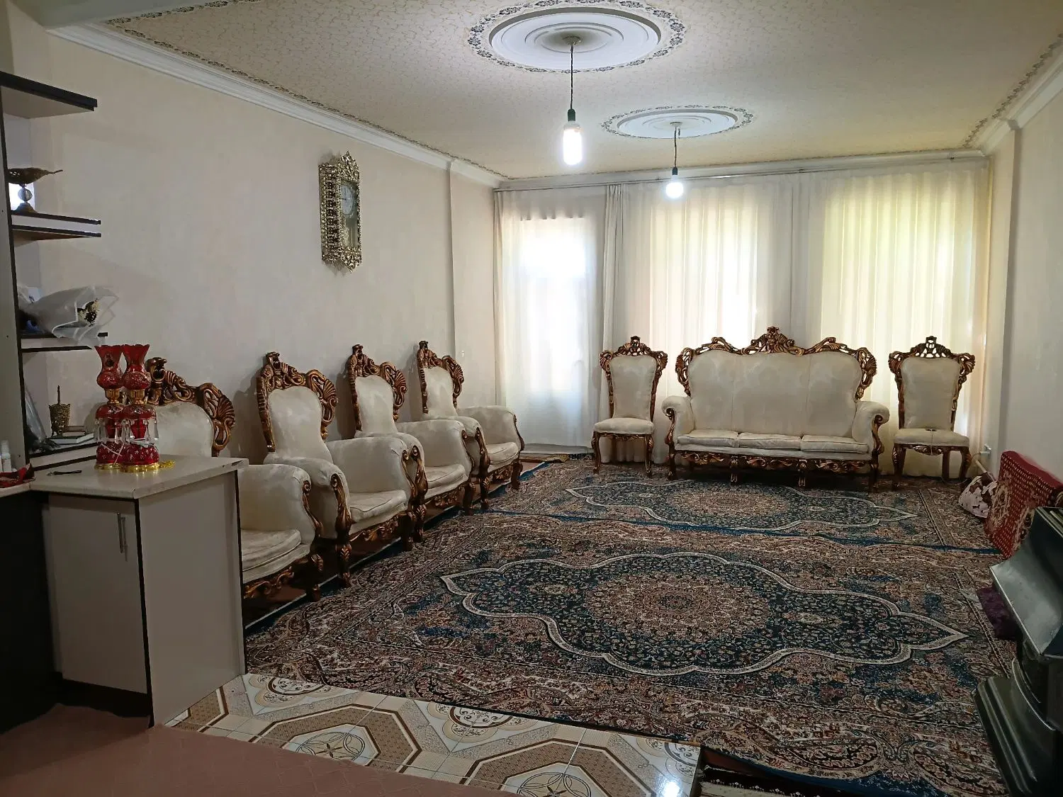 طبقه اول از دو