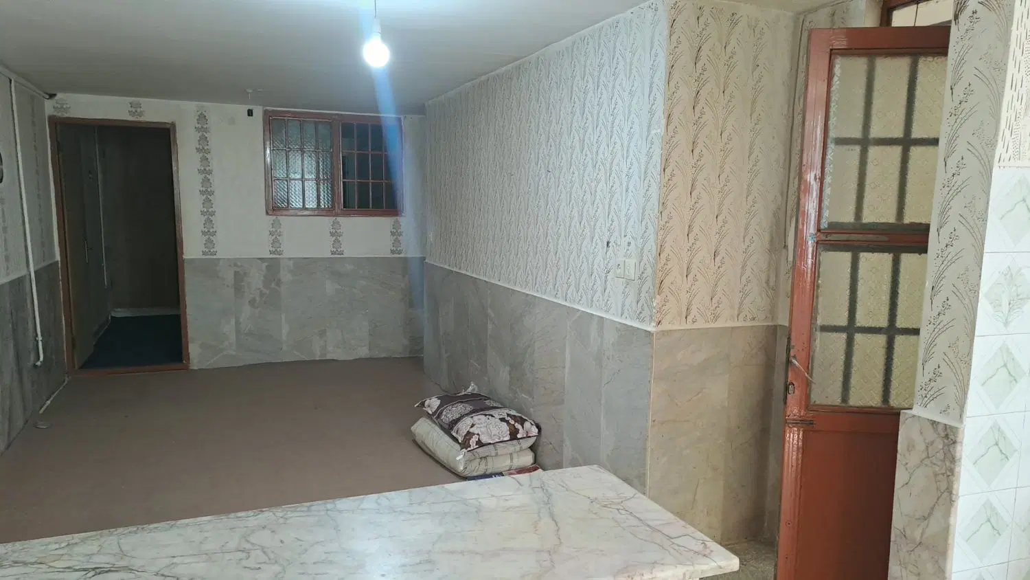 ویلایی اول خیابان کشاورز