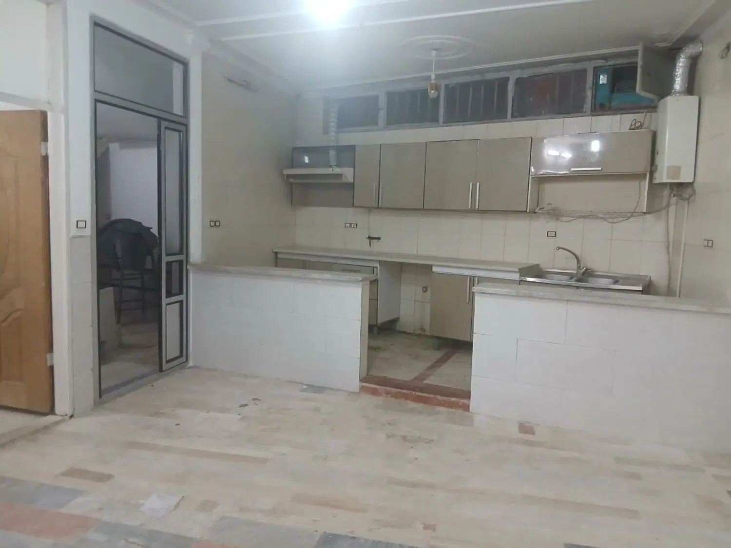 زیرزمین اجاره ای