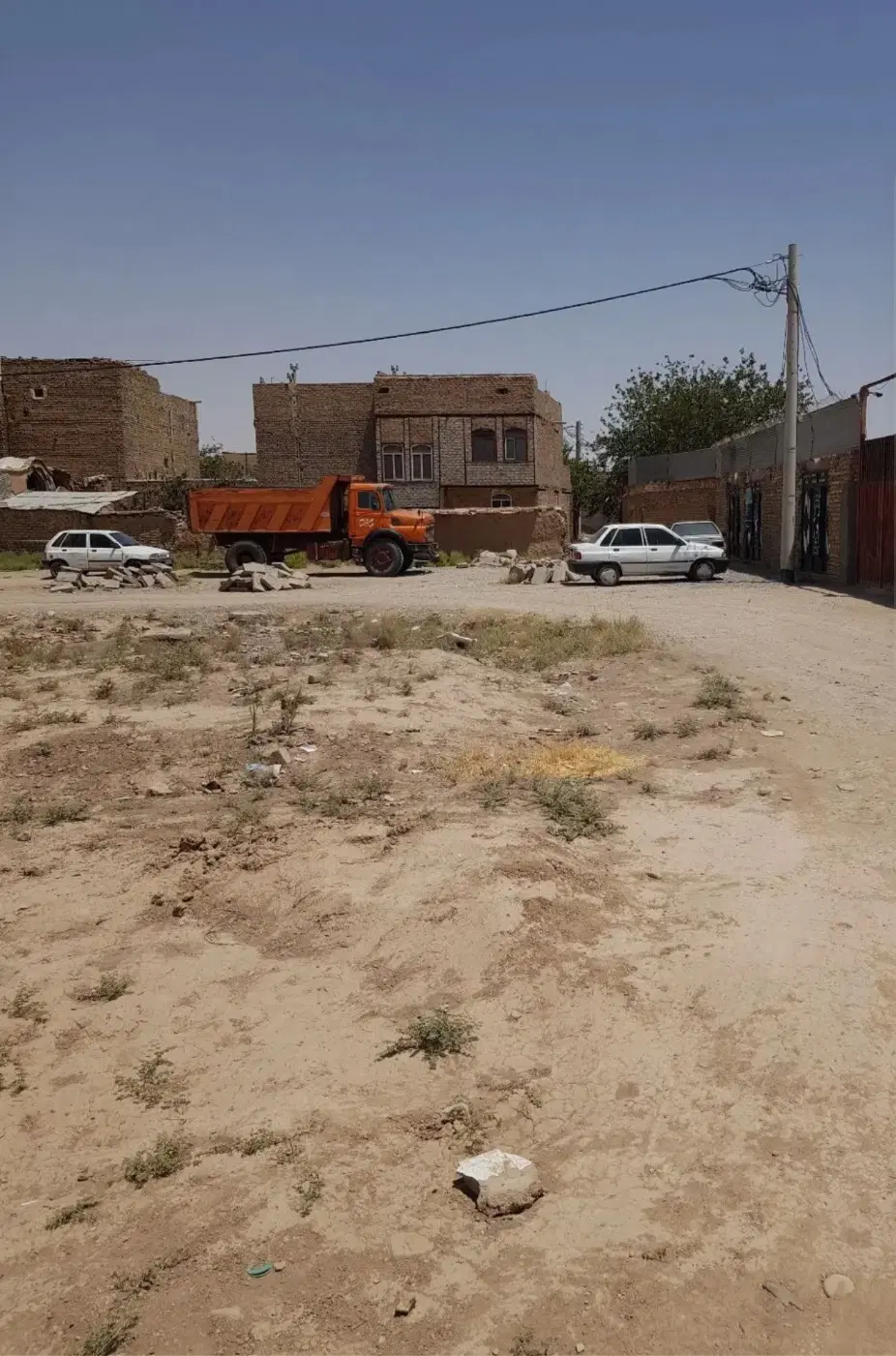 زمین مسکونی