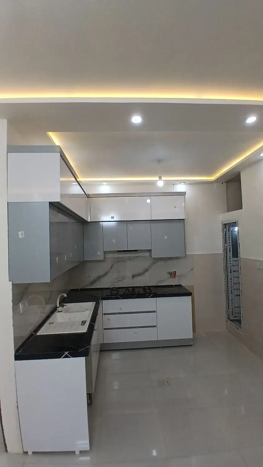 آپارتمان 55متری شیک نوساز با پارکینگ درچراغچی3