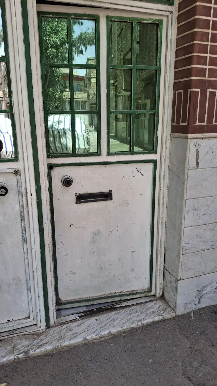 خانه اجاره ای طبقه بالای همکف