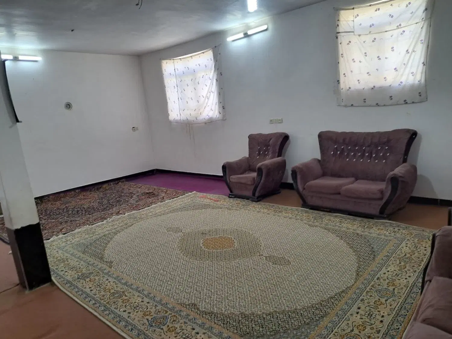 یک باب منزل در روستای افچنگ