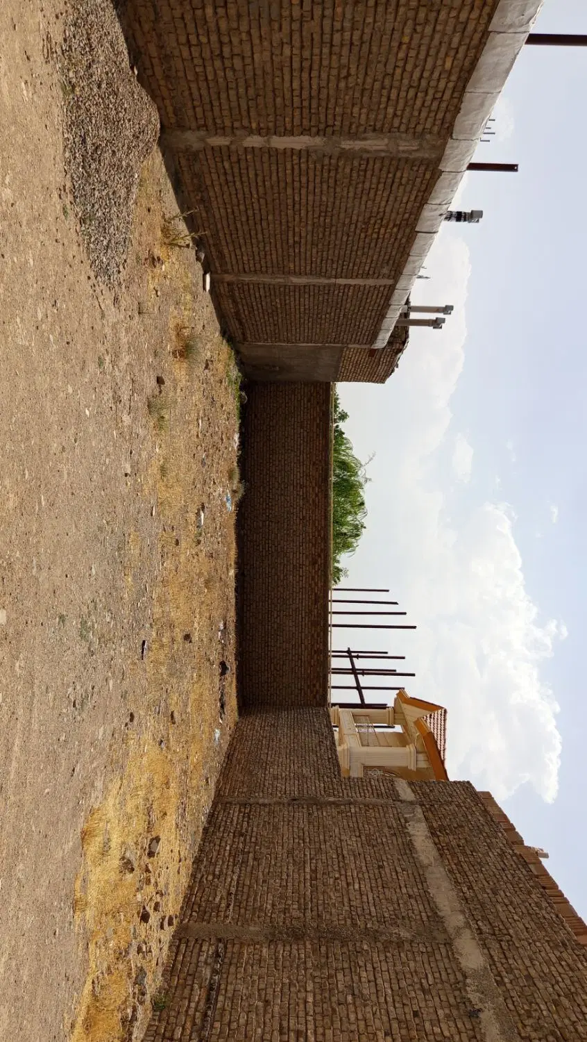 زمین کاملا مسطح جهت ساخت واحد مسکونی