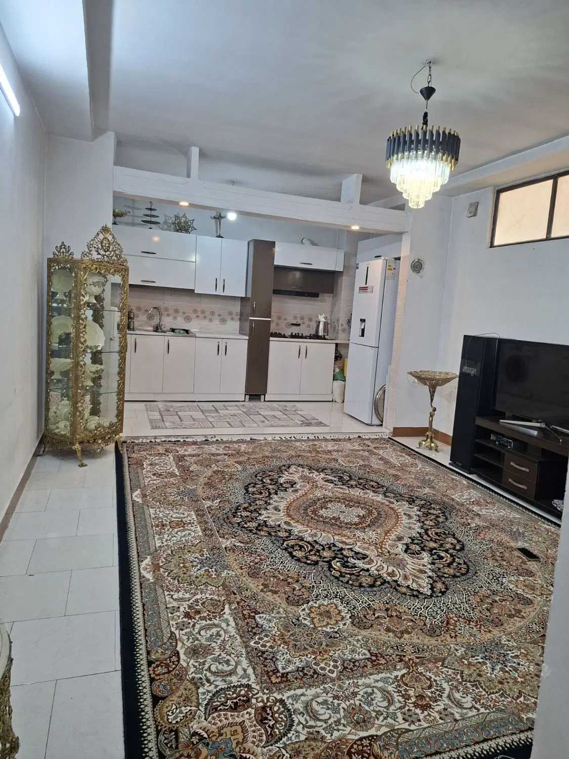 خونه طبقه اول میرزای شمالی بهترین موقیت