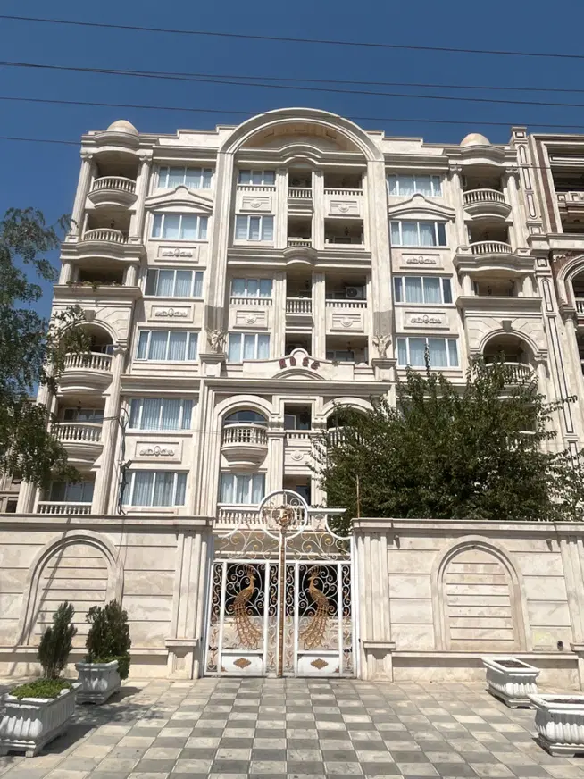 آپارتمان ۱۱۰ متری ۲ خواب فول سند دار شهرک ارم