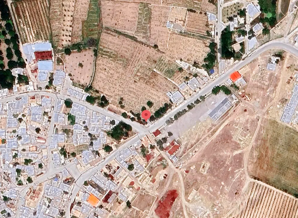 زمین دو نبش
