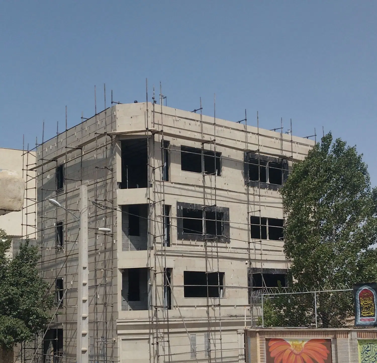 یک قطعه زمین ۱۲۸ متری...با کمترین نقدینگی