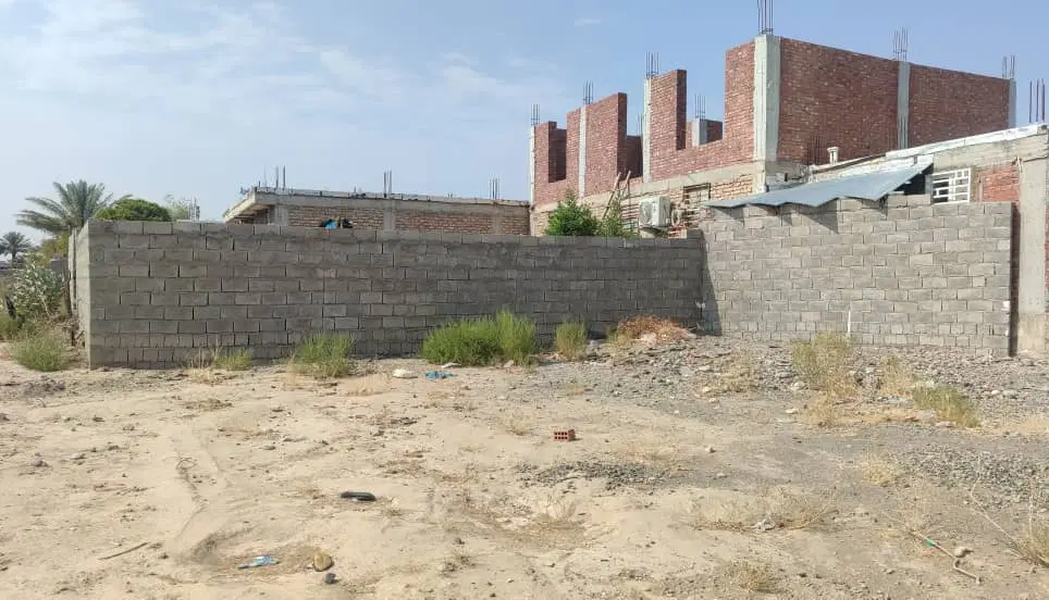 یک قطعه زمین