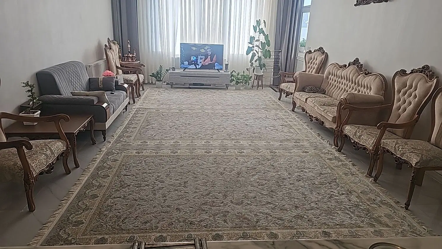 هفصد دستگاه ۱۱۷ متری