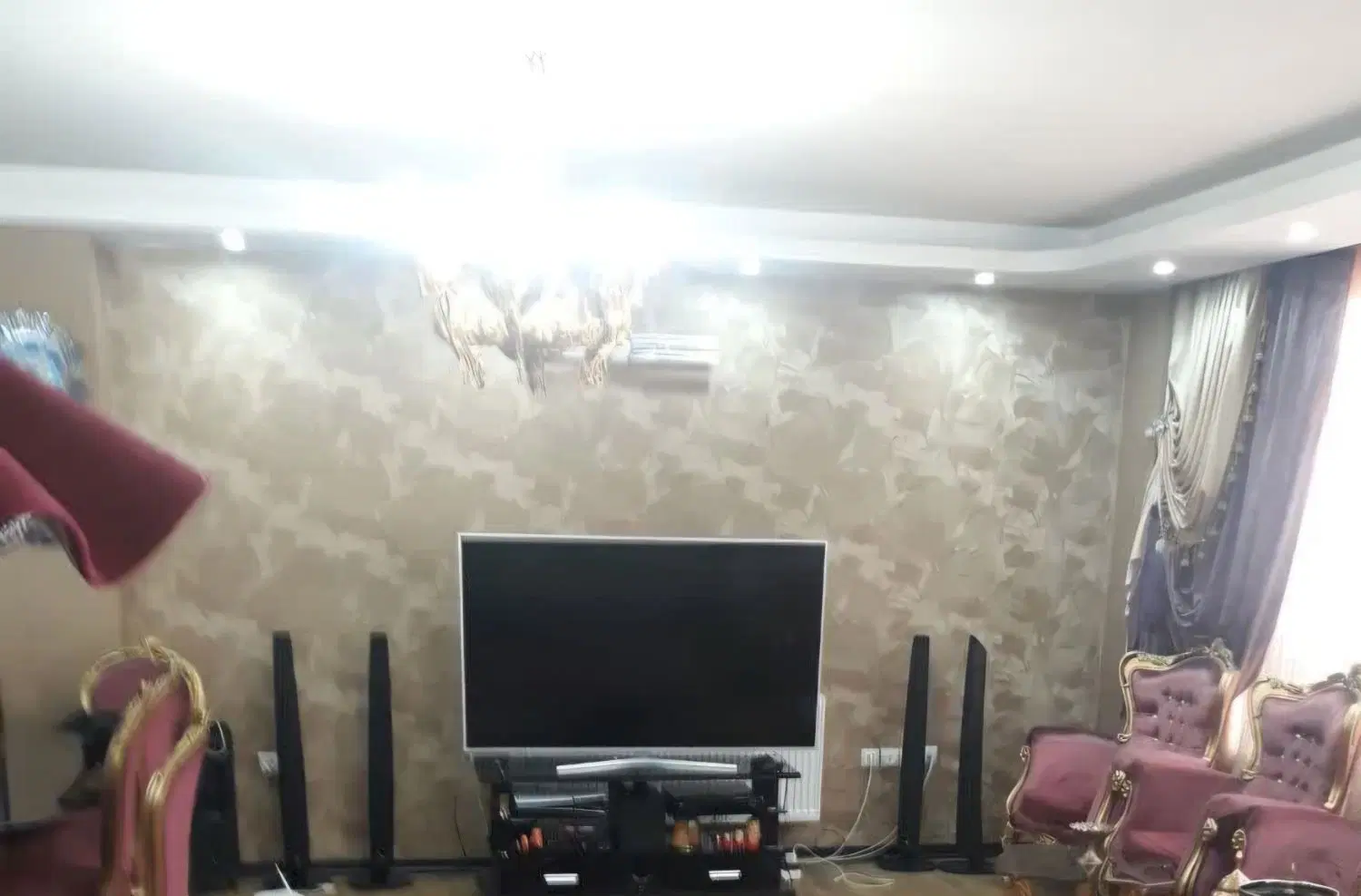 خانه 3طبقه دربست حمزه شمالی