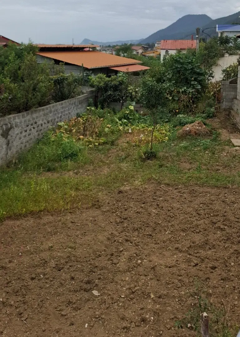زمین مسکونی