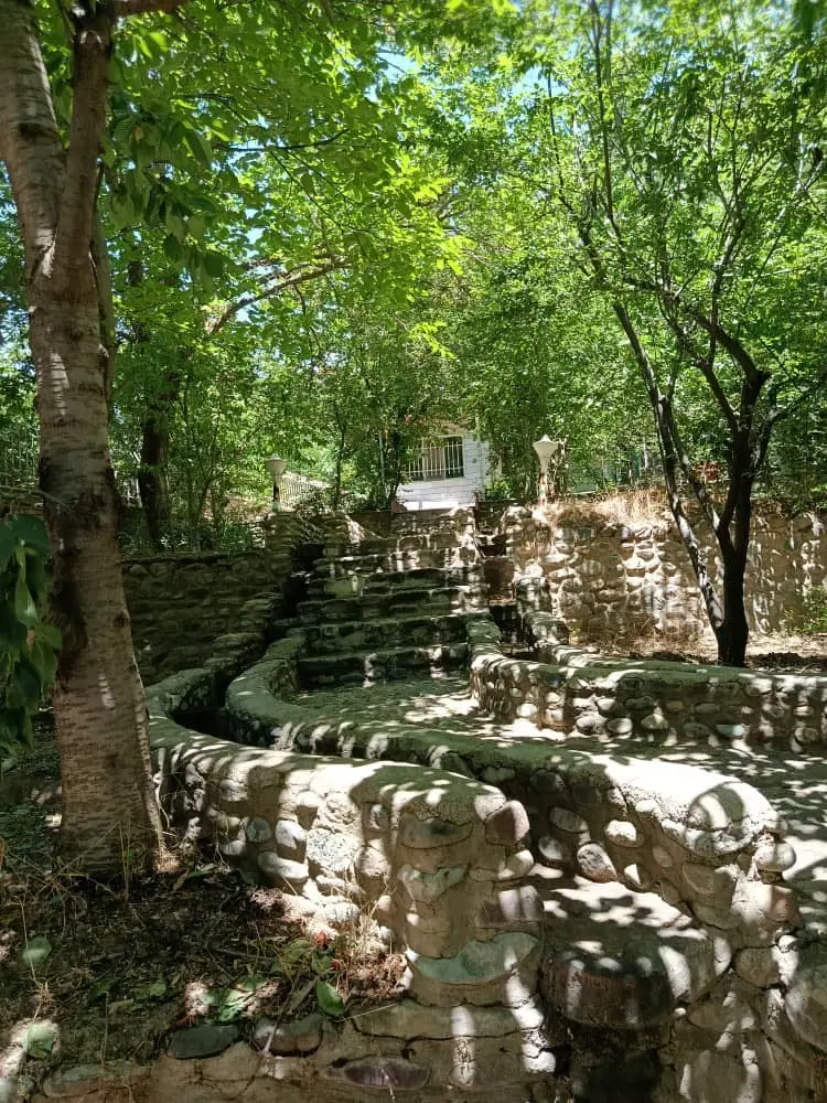 ویلا اغشت ۶۳۰متر سند معتبر