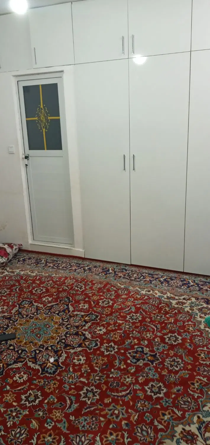 طبقه همکف  ۵۰ متری