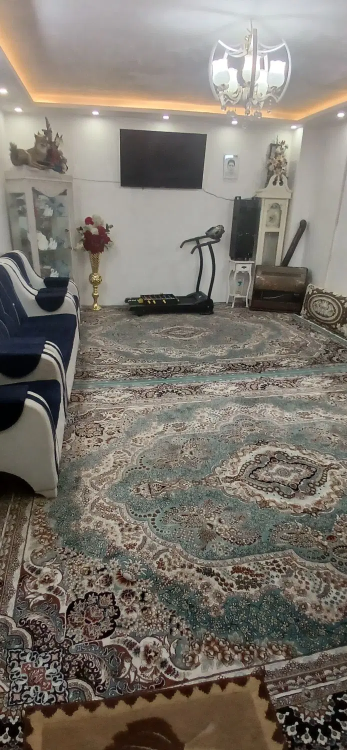 ملک فروشی مفتح شرقی