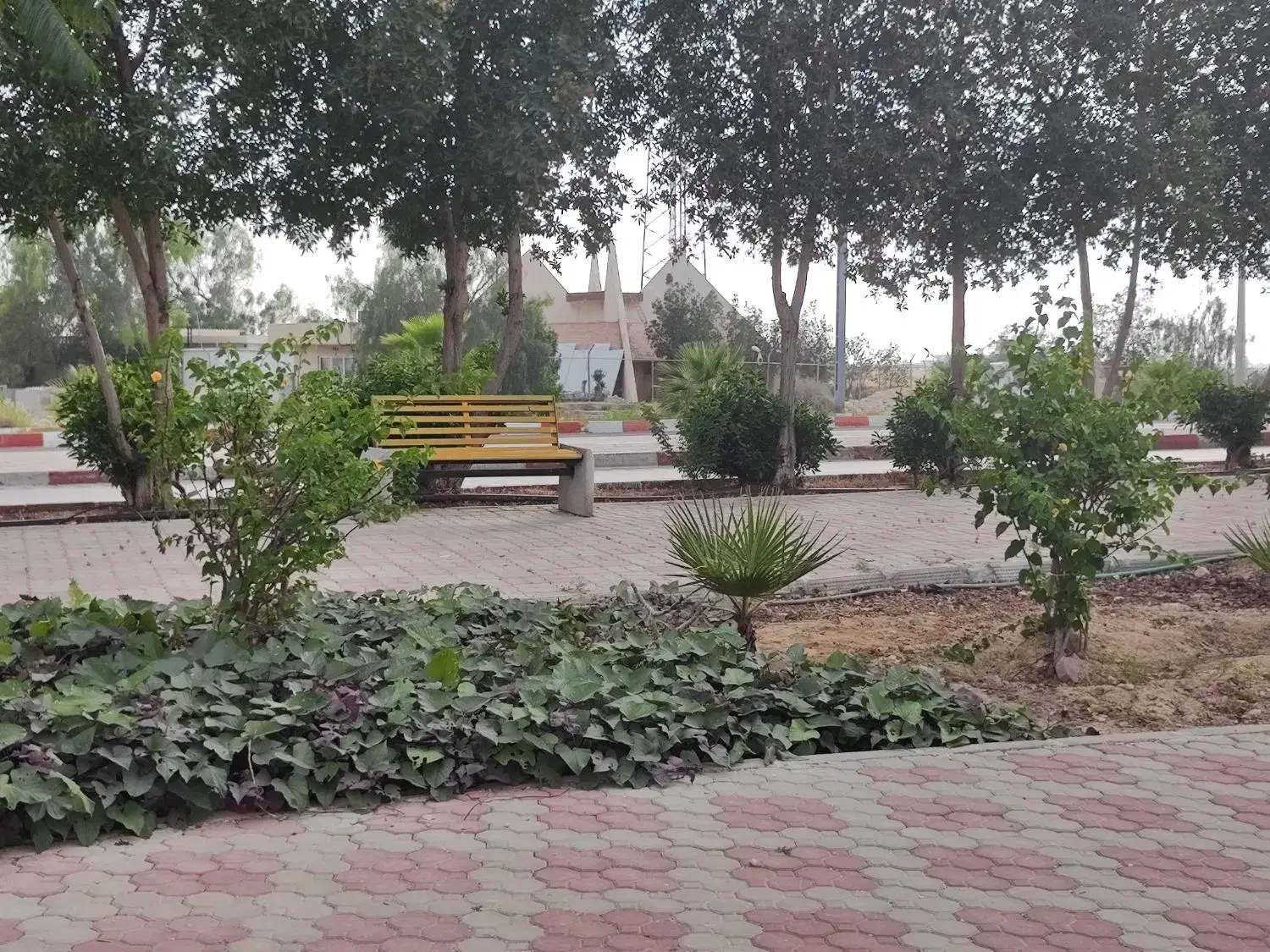 واحد۷۵ متری ، ساختمان ۴ واحدی