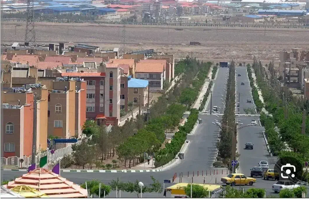 زمین مسکونی ۱۱۰ متری ملک آباد