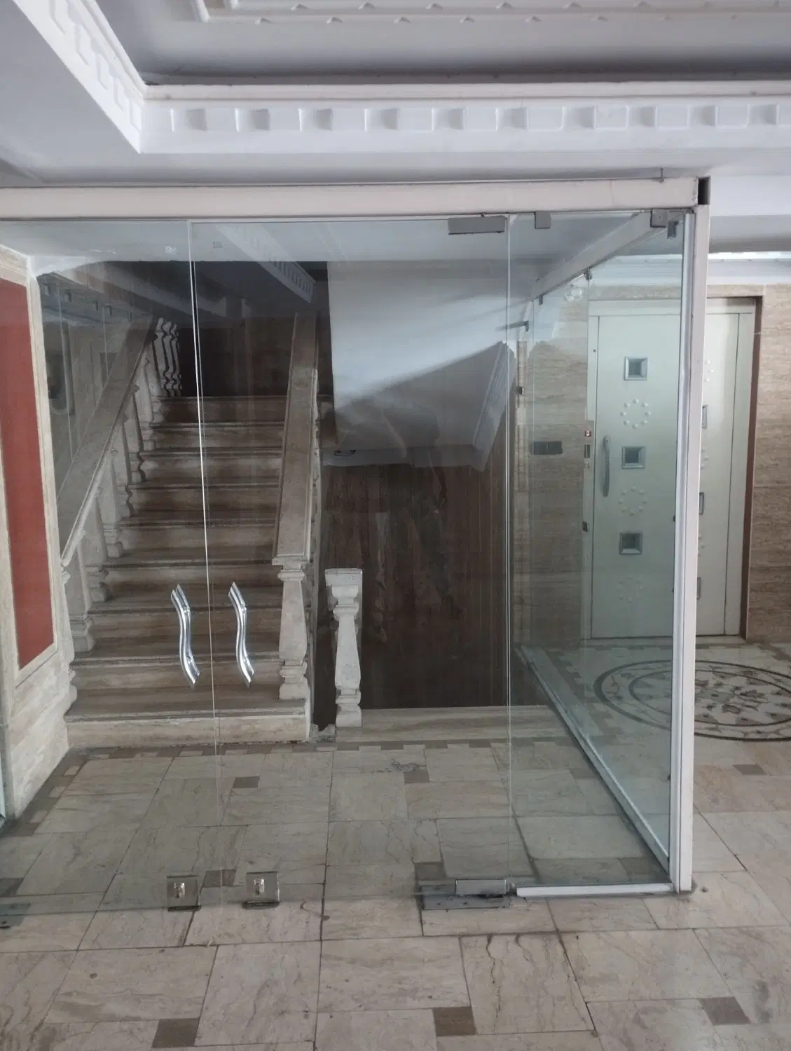 ۱۰۰متر _دو خواب _بهترین جای فردوس شرق زیر قیمت