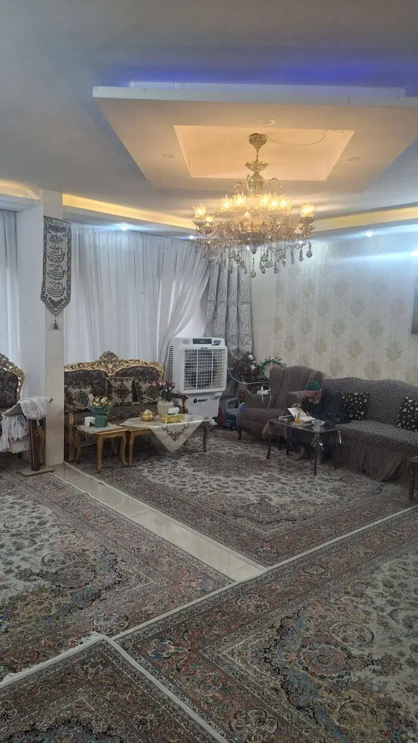 ملک ۱۳۵ متری روبروی بازار فردوسی یک