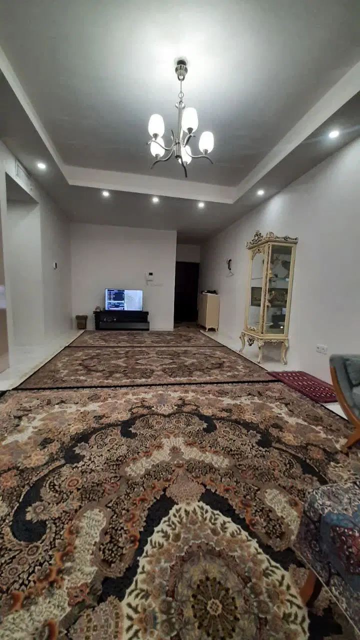 دوخوابه ۱۰۳ متری واقع در اسلامشهر