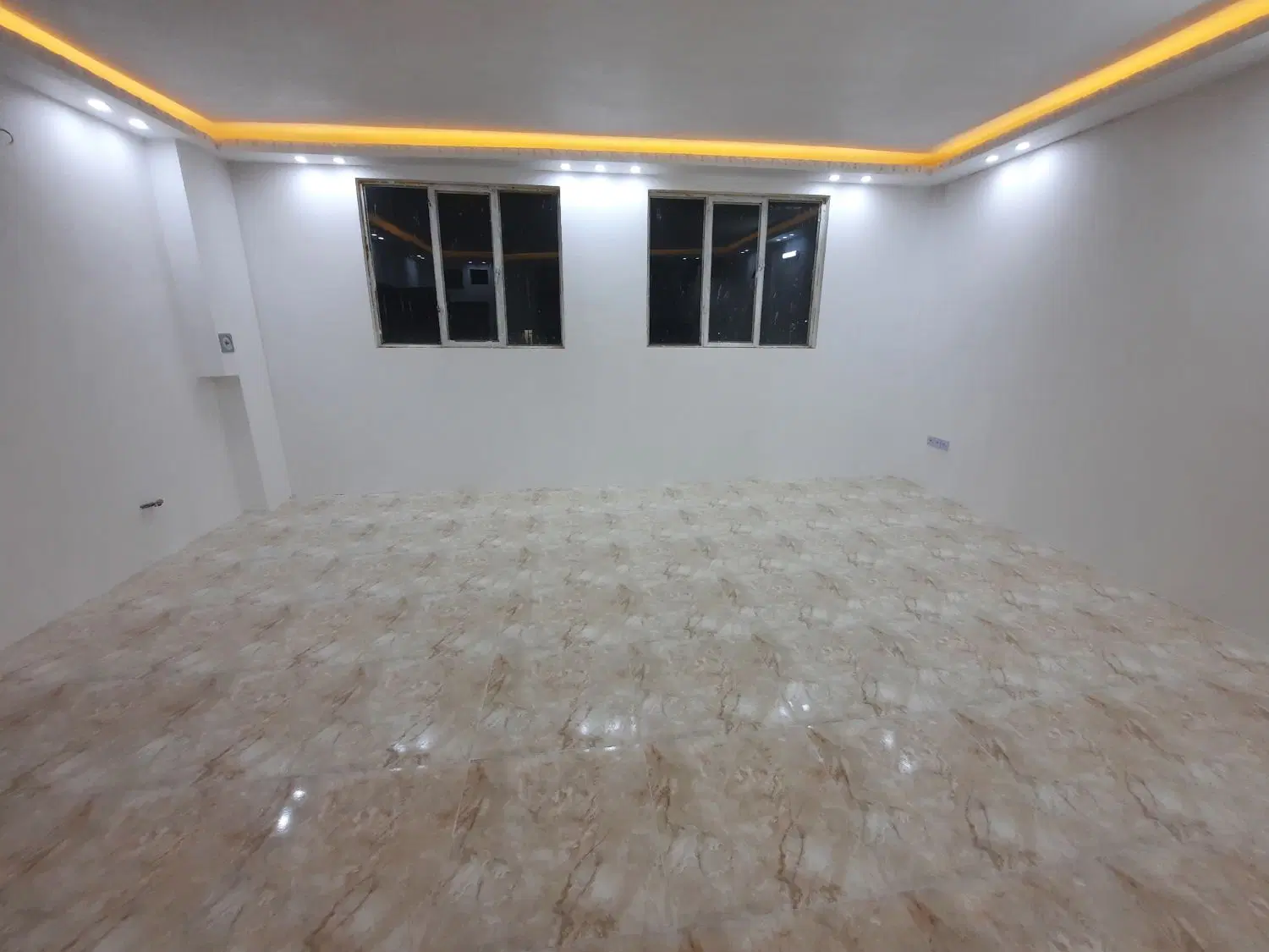 آپارتمان ۸۵ متر نوساز