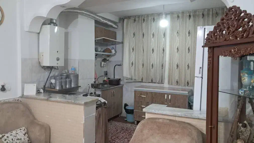 آپارتمان ۶۰ متری،هم کف،بلوارمرزبانان خیابان نوروزی