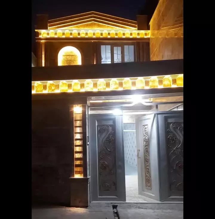 خانه ویلایی صدمتری نوساز دوطبقه در ریحان آباد