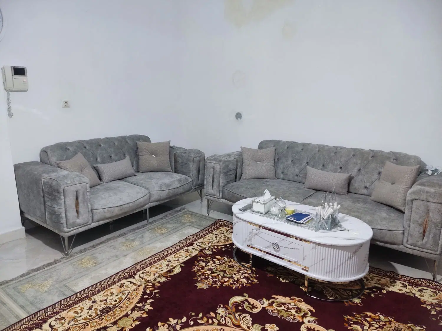 واحد آپارتمان 86متر مربع واقع در نبش کوچه فتح